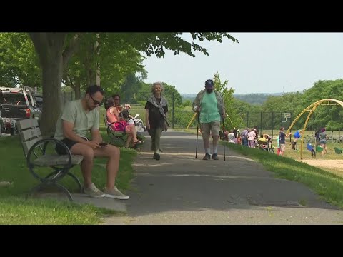 How to stay healthy and safe during extreme heat - YouTube