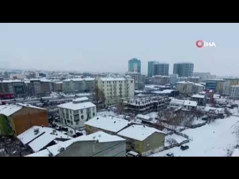 Malatya’da 2  depremde binaların çökme anı dron kamerasında