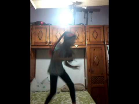 Nina dança gdrf