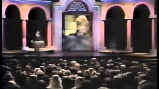 Video thumbnail of "Michael Nesmith (Monkees) awards Paul McCartney (Wings) a Video Award in the 80's"