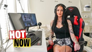 Suomen seksikkäin nörtti? Laine Bruce, 29, on kirjaimellisesti pelinainen - "Kissani inhoaa sitä!"