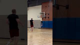 2 HAND SLAM #love #basketball #nba #ballislife #skills #plays #work #gym #watch #fyp #moves #reels