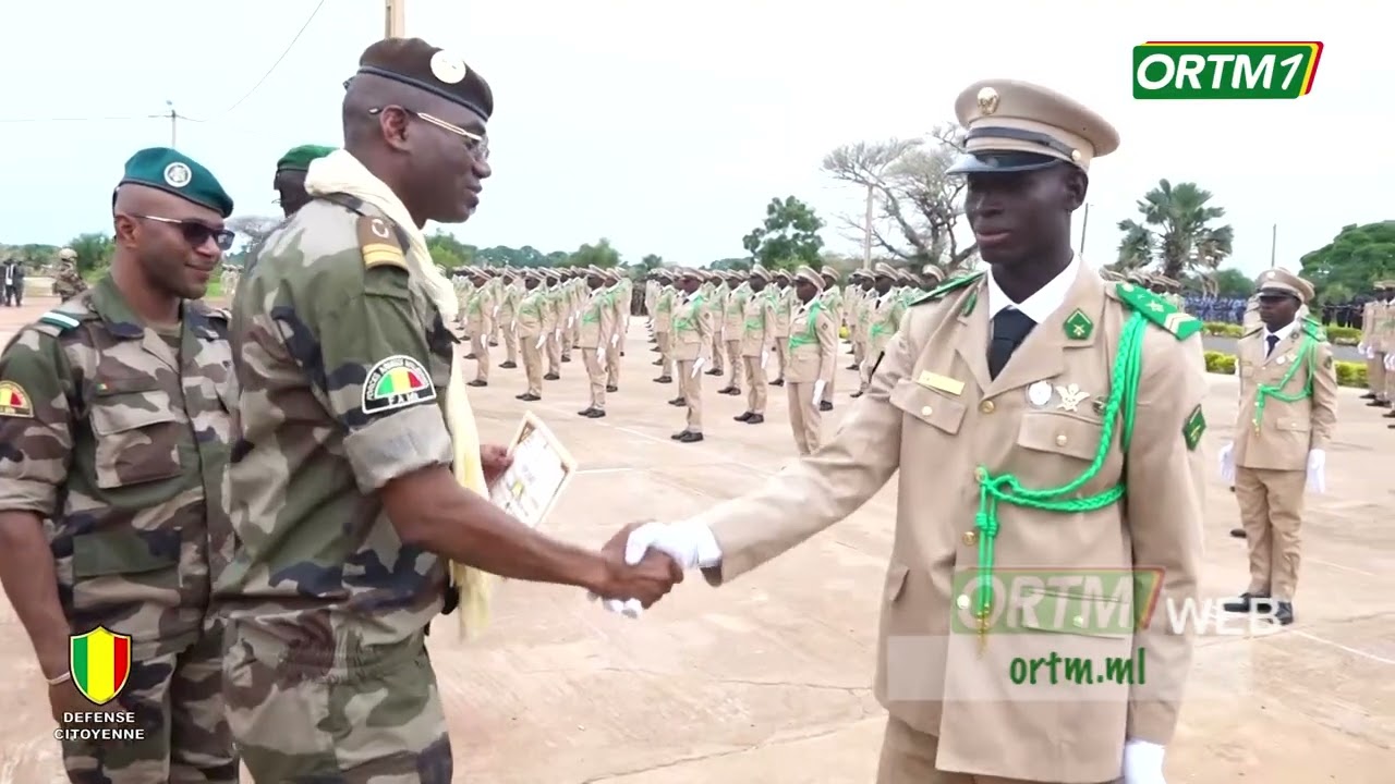 FAMa | Cérémonie de baptême de la 18ème promotion de l'école des sous-officiers de Banankoro