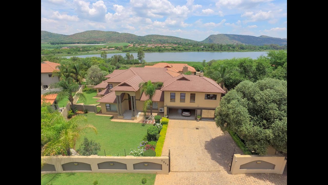 4 Bed House for sale in North West Hartbeespoort Dam Birdwood