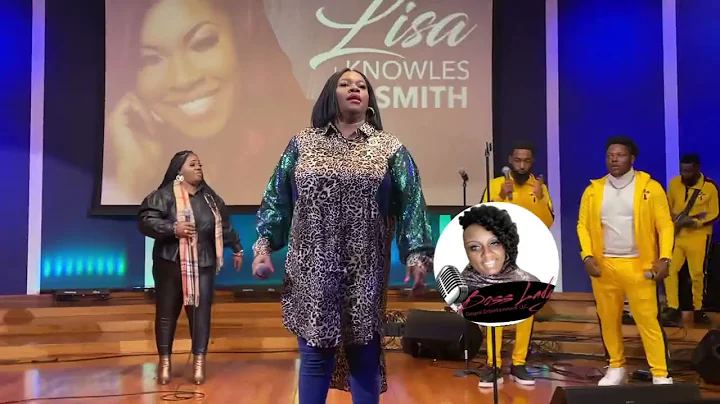 Lisa Knowles-Smith at 2022 Christmas with the Fell...