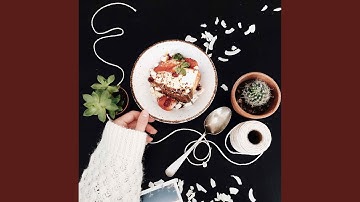 Pulsating Backdrops for Gourmet Restaurants