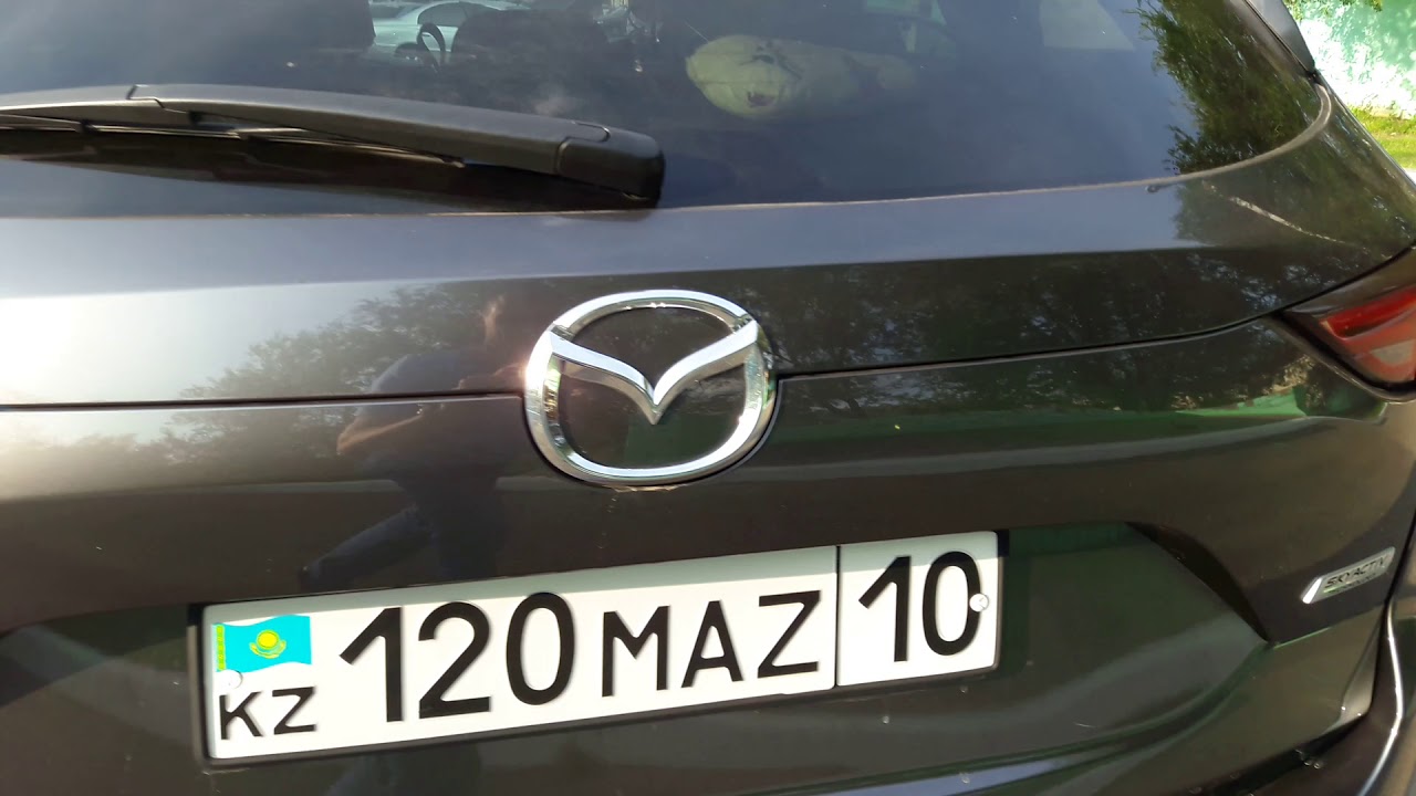 LED turn signals Mazda CX-5 KF. - YouTube