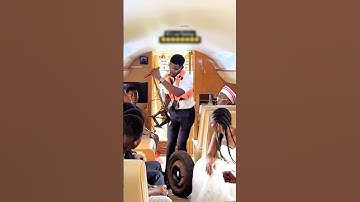 Pilot Pranking Passengers! 😂
