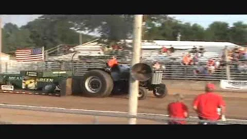 Clinton County Fair 12,500 lbs 12 mph Hot Farm