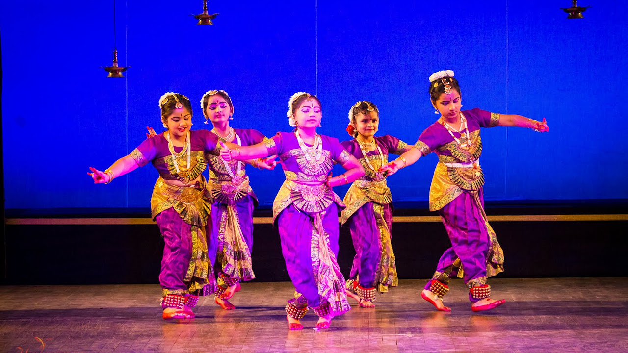 Murugan Kauthuvam   Natyotsavam 2016 Bharatanatyam