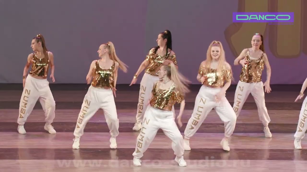 «Let’s get loud» зумба, Наталья Сушко