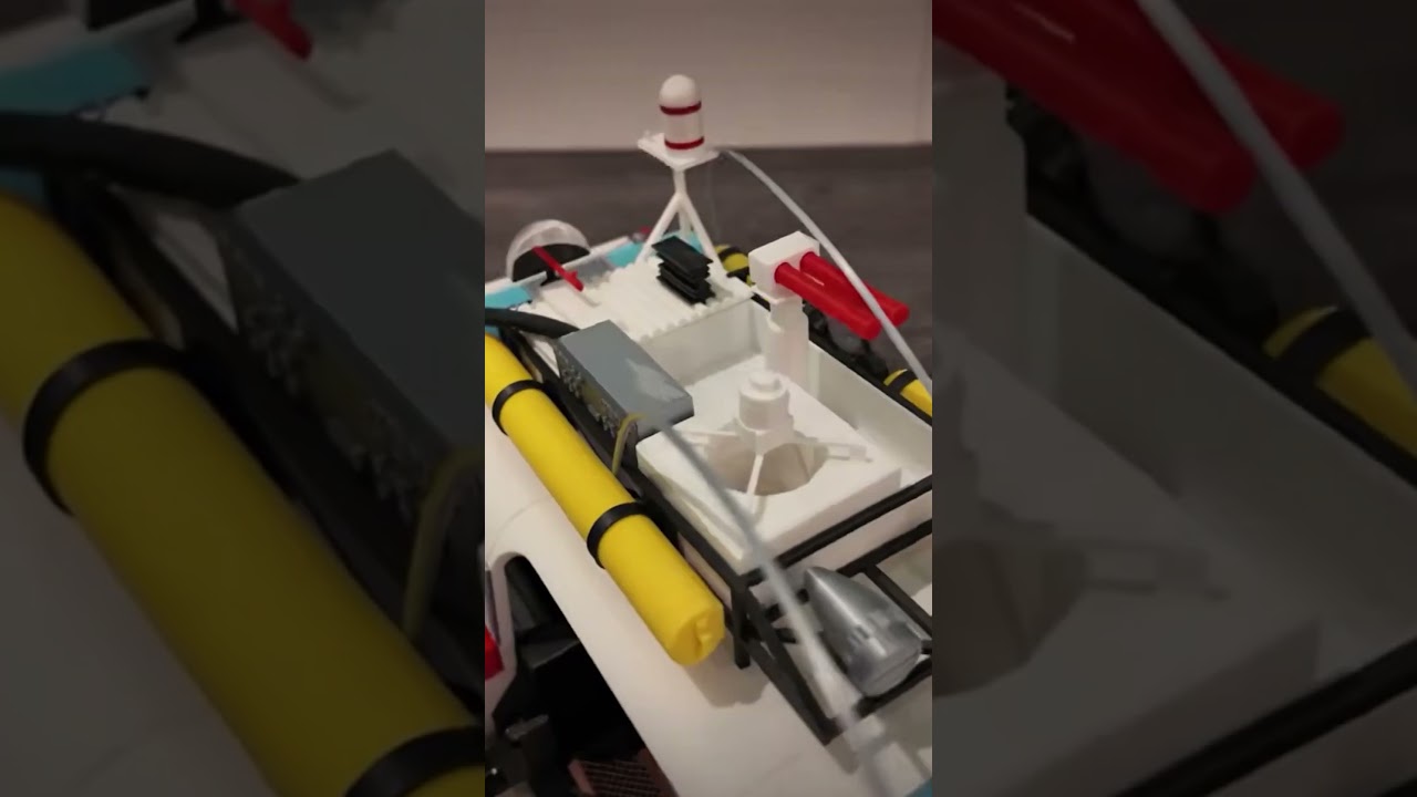 Wat een details! 👻 Wij maken onze eigen Ghostbusters ECTO-1 auto! - #shorts