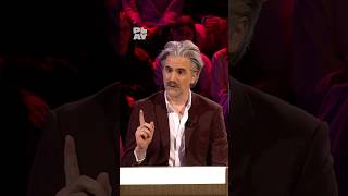 Download Lagu Wij hebben gehoord dat die chauffeurs bij bijna elk ongeval betrokken zijn. #dsmtw #Play #Jeroom MP3