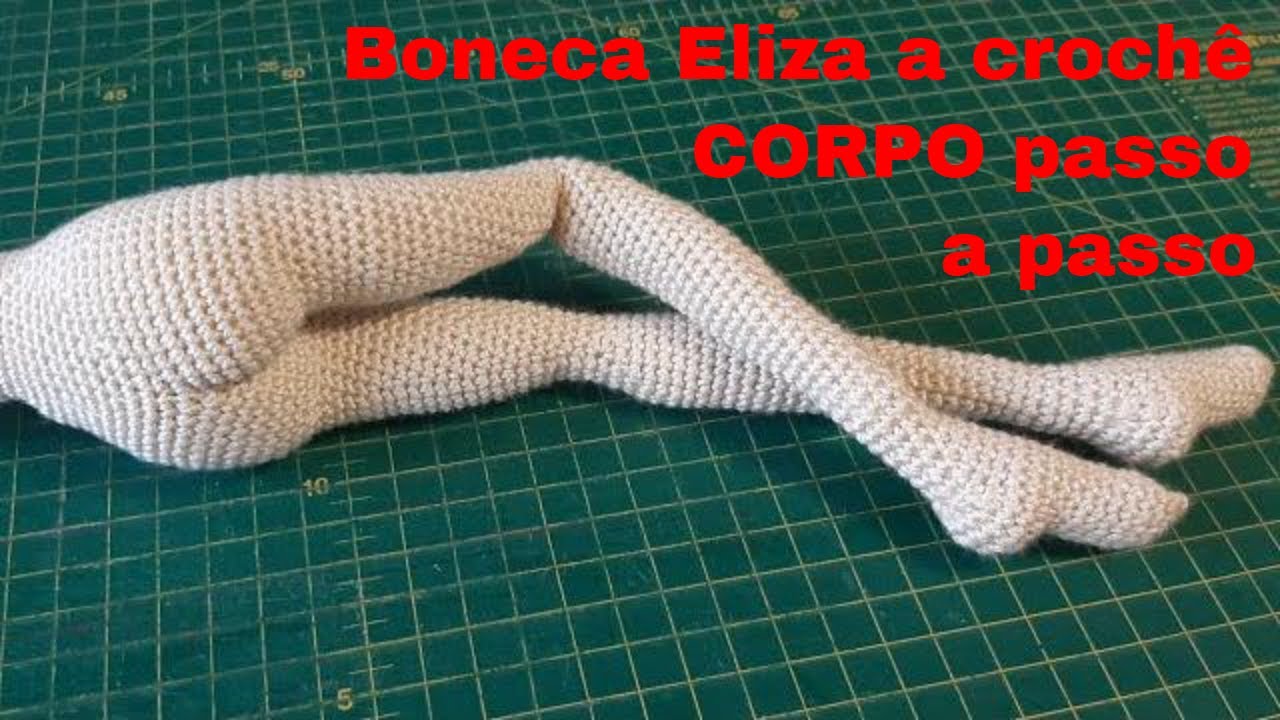 BONECA/MUÑECA ELIZA a crochê  