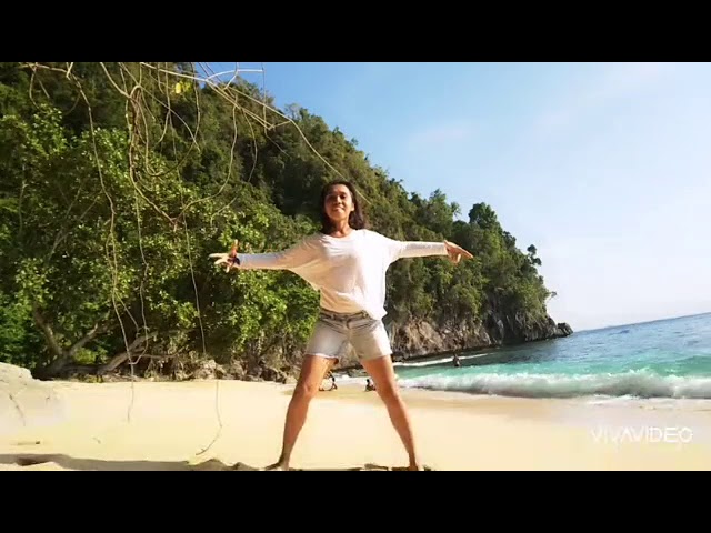 Hurts 2B Human (Lyric Video) P!NK ft. Khalid coreo by Uchan