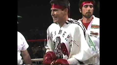 CLASSIC FIGHTS BOXING :  Julio Cesar Chavez vs Edw...