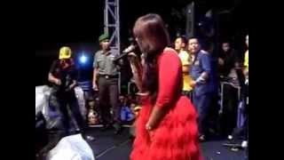 Edan Turun - New Pallapa Live Made Surabaya 2014