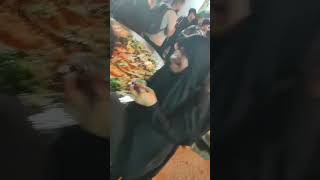 Erbein Yolunda Imam Hüseyin Ihsanları.