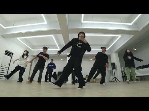 Code Toprock class l Quavo & Take off - Hotel Lobby
