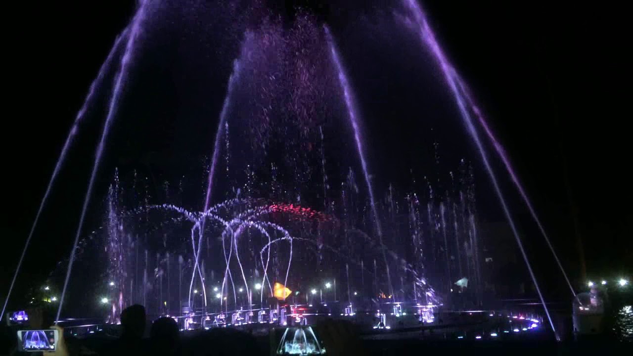 Indahnya Air Mancur Menari Kaliurang Yogyakarta Spectacular Dancing Fountain