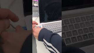 stamattina vediamo questo macbook pro non si accende #apple #macbookpro #repair l