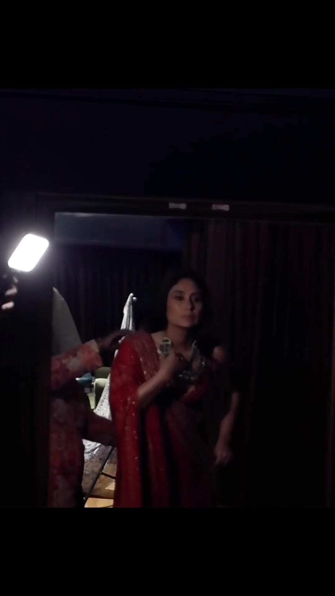 Kareena Kapoor’s BTS glam moments are giving major DIVA vibes! ? #kareenakapoorkhan #shorts
