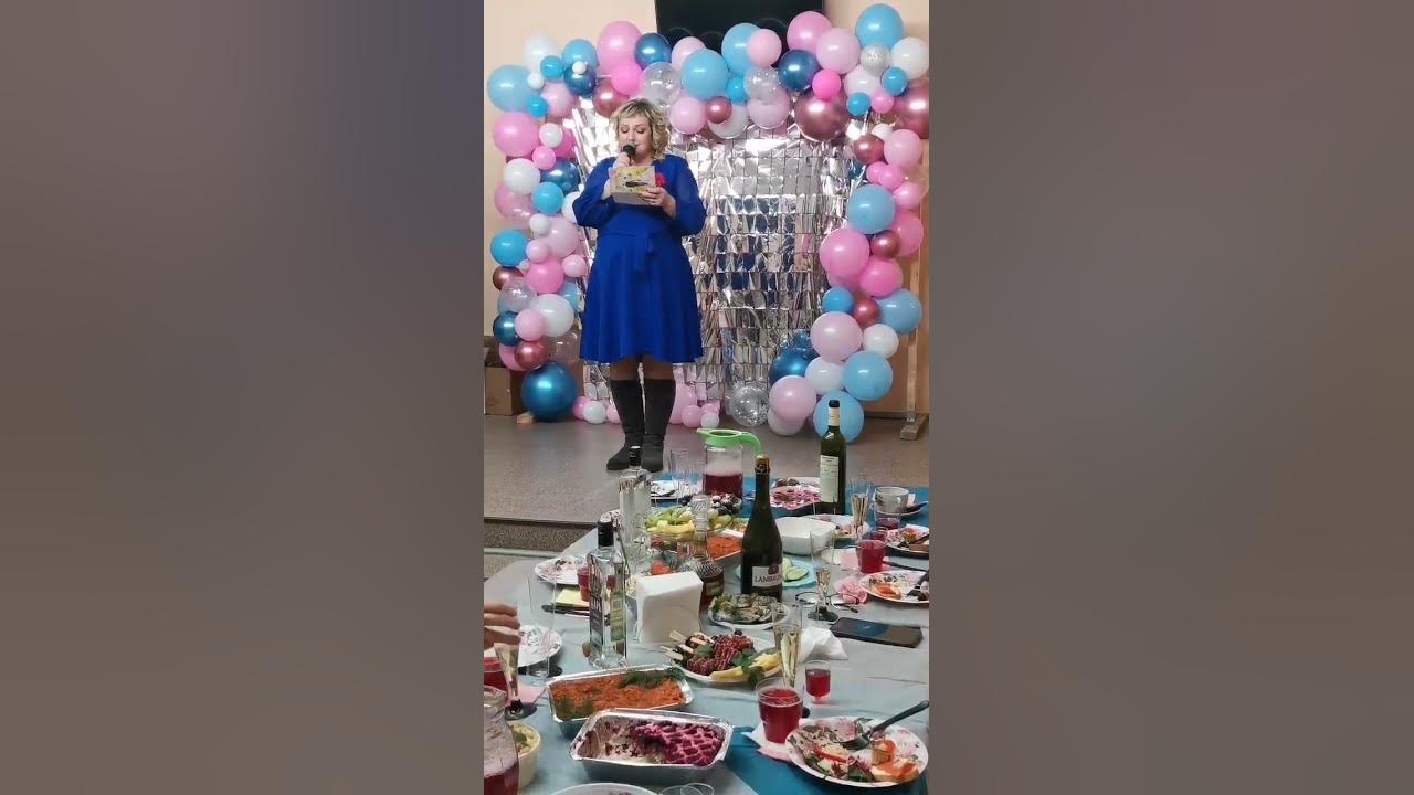 Мама жениха поет на свадьбе - YouTube