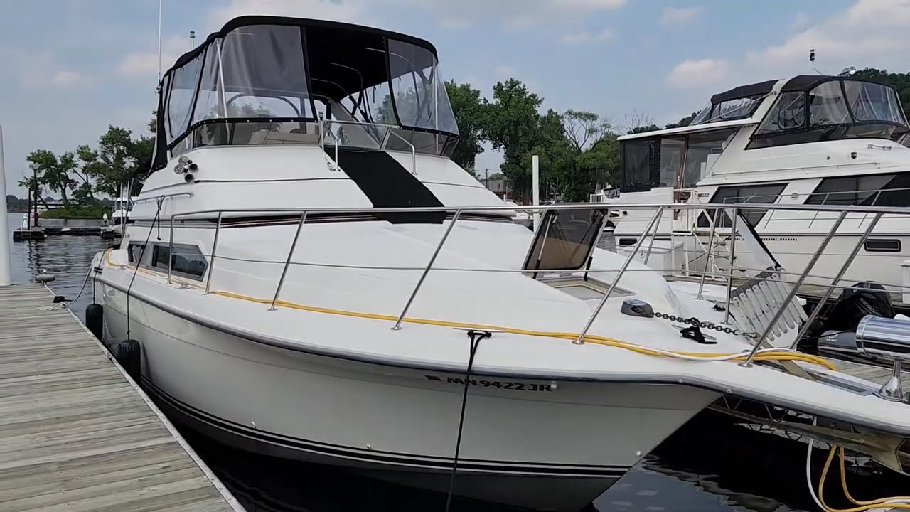 Used 1994 Carver 380 Santego, 54016 Hudson - Boat Trader