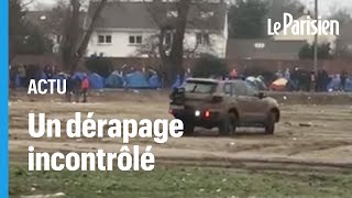 Un SUV de l’armée filmé en train de faire des dérapages prêt d'un camp de migrants