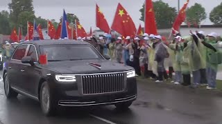Macron y su esposa celebran en Tarbes la ceremonia de despedida para el presidente Xi Jinping