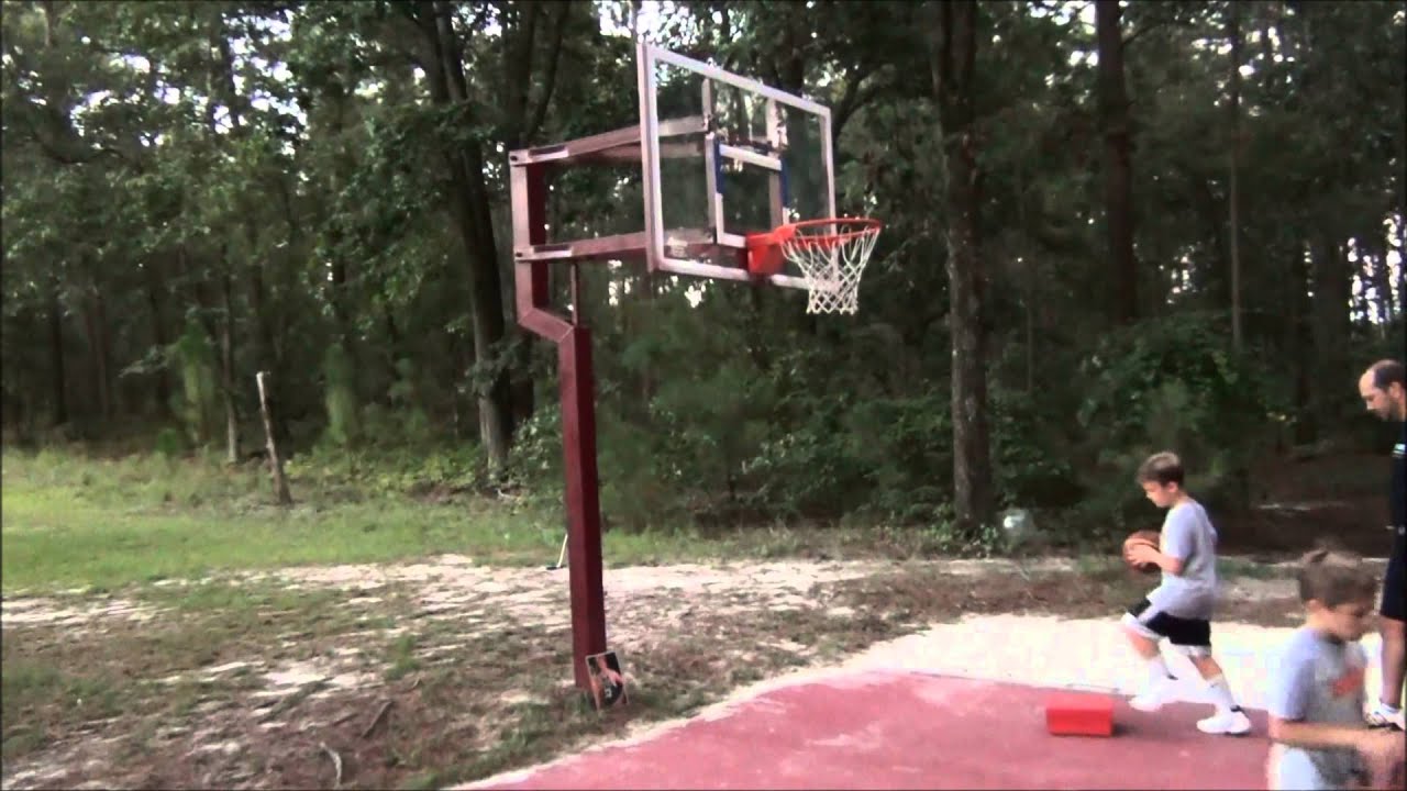 Lay-up Progression Drill for Young Players - YouTube