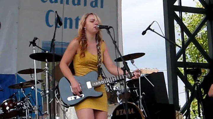 Samantha Fish - "Runaway" Live King Biscuit Blues ...