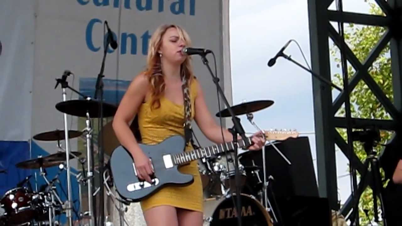 Samantha Fish Runaway Live King Biscuit Blues Festival Youtube