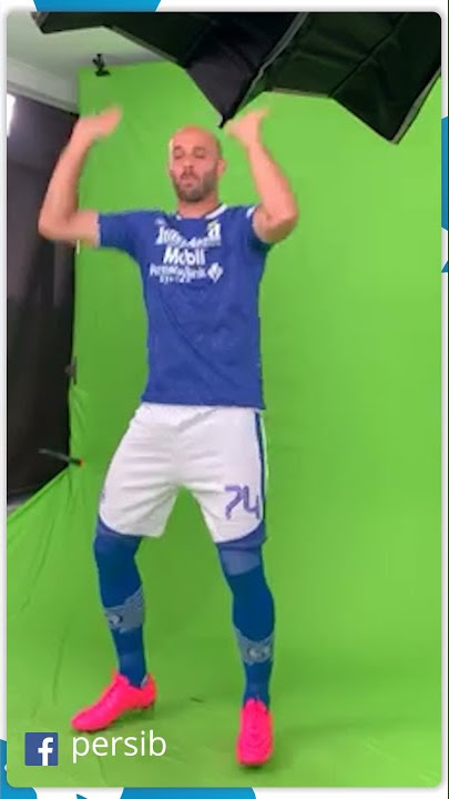 Tingkah Kocak Pemain Persib, Mohammed Rashid Saat Photoshoot