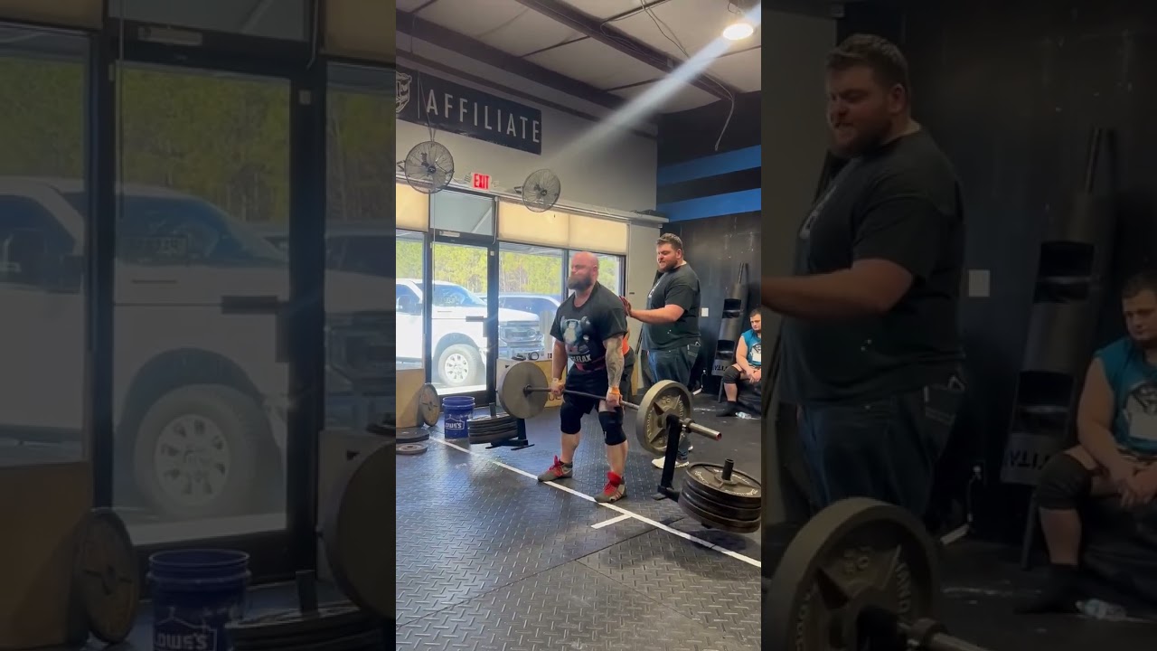 first strong man event. placed 3rd in Heavy wejght