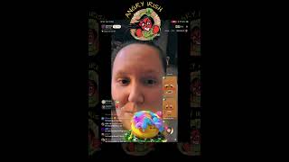Chrissie co-hosts a live with Secret Haven in regards to an ex mod of Kirsten 