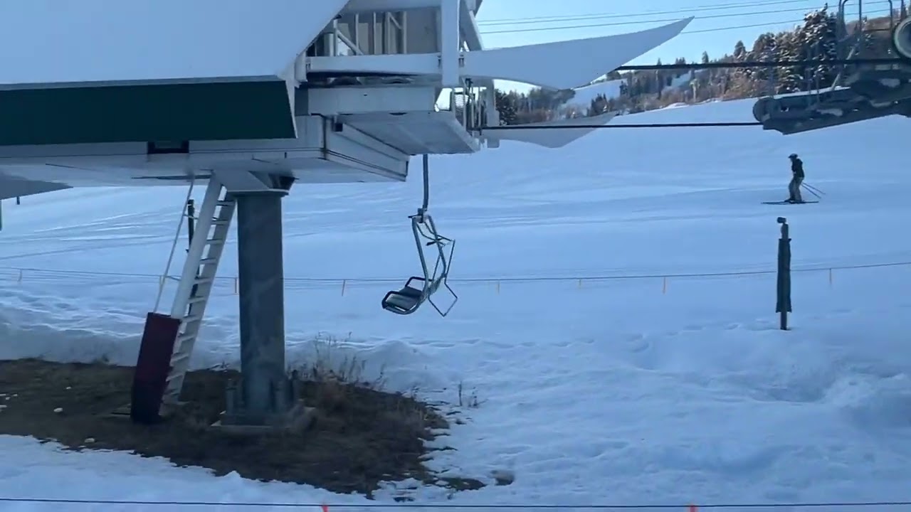 Doppelmayr Spacejet return terminal (Full speed)