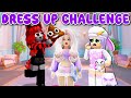 2 Player DRESS UP CHALLENGE With Moody! (Roblox)