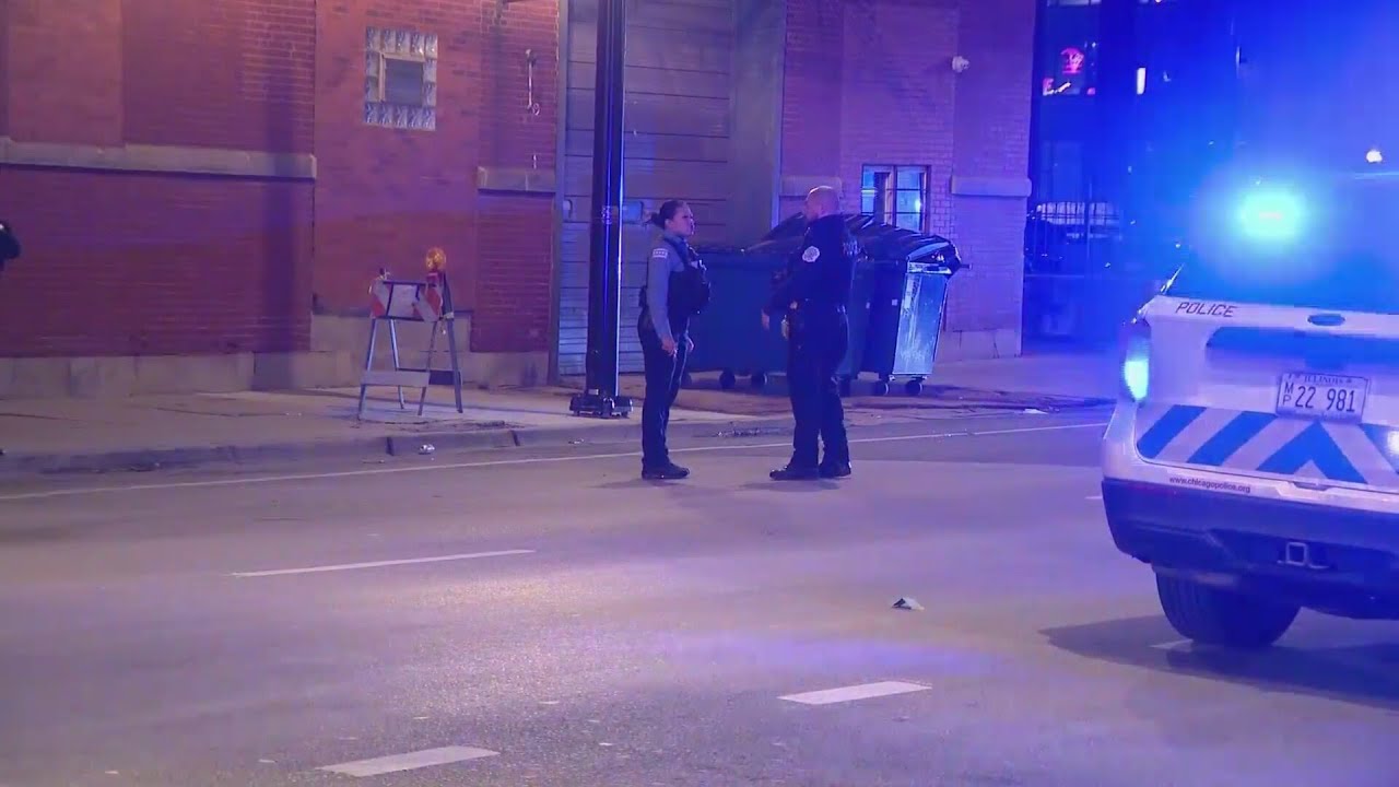 Man injured after shooting outside strip club in South Loop - YouTube