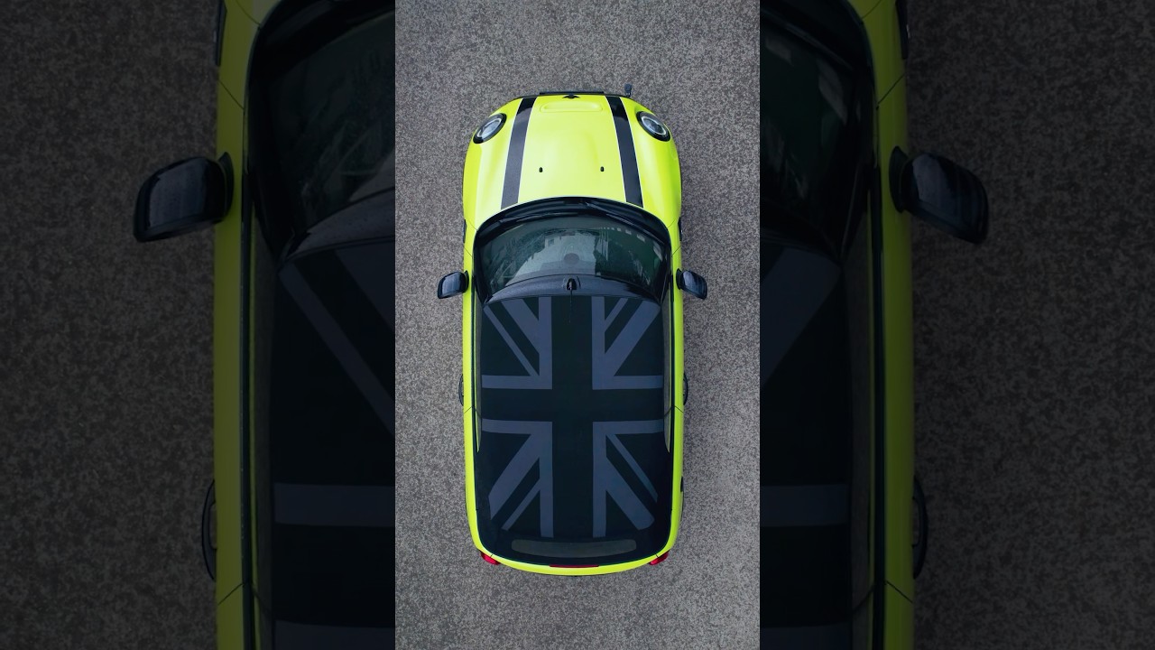 MINI Cabrio Cooper S - самый стильный из кабриолетов.