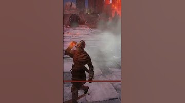 Bro is running from the boss lol | #k4ywe on #Twitch