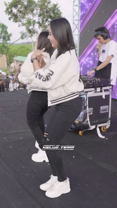 mbak tanti lagi asik joget #djtanti #keludteamofficial