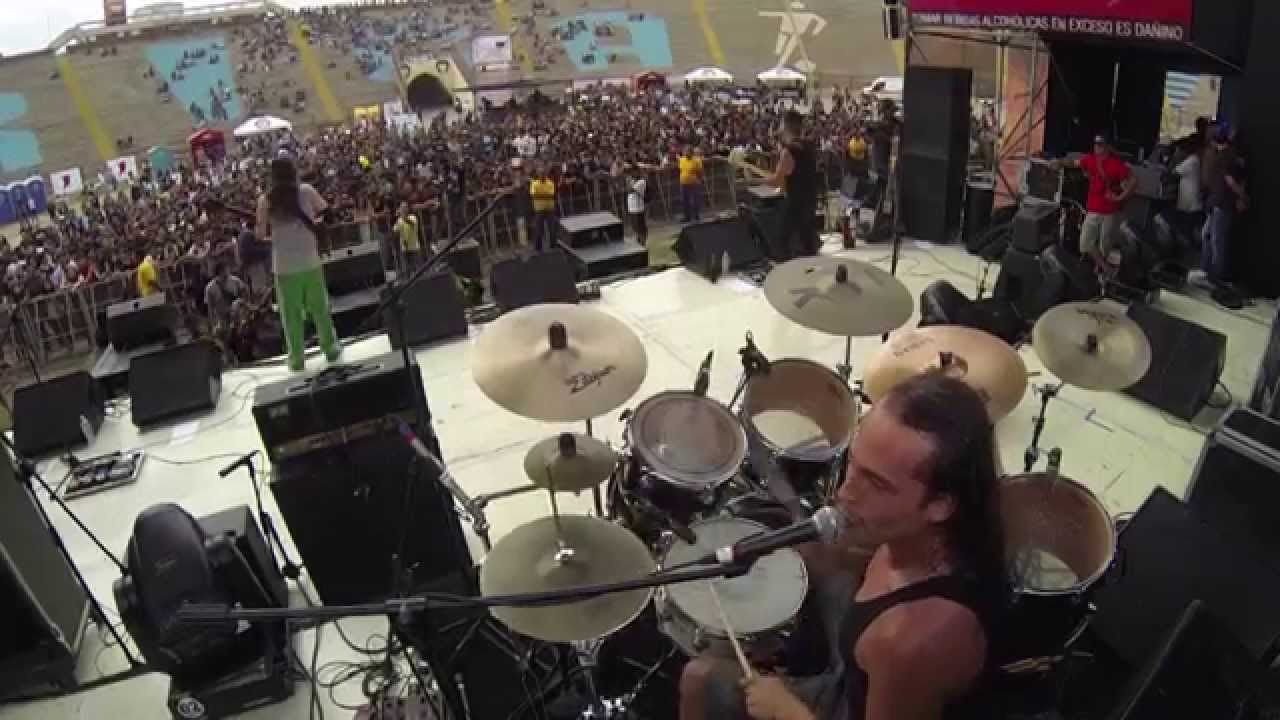 I am cholo (Dmente Común) - drums: Jeremy Castillo