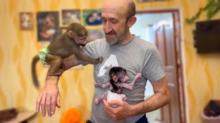 видео: Степашка ПРИНЯЛ ВАННУ и они с Люськой оседлали папу Влада))) картинка: Степашка ПРИНЯЛ ВАННУ и они с Люськой оседлали папу Влада)))