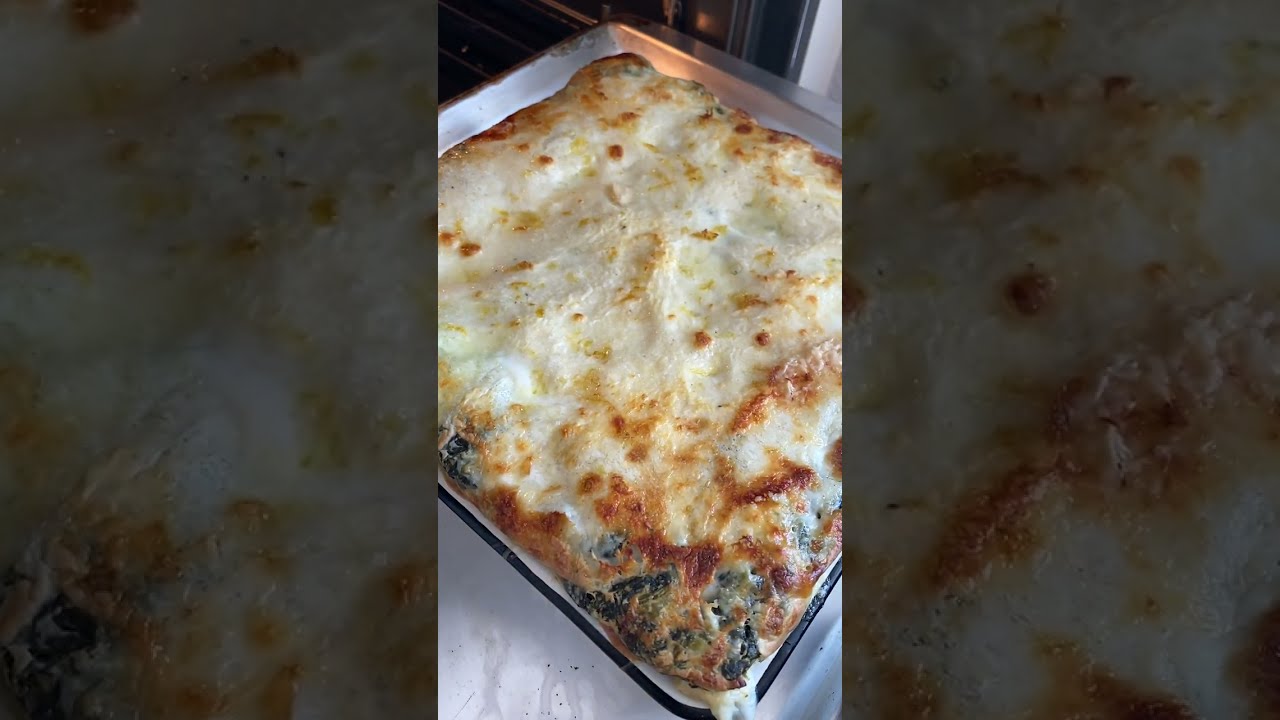 Einfache Spinatlasagne mit Béchamelsauce - YouTube