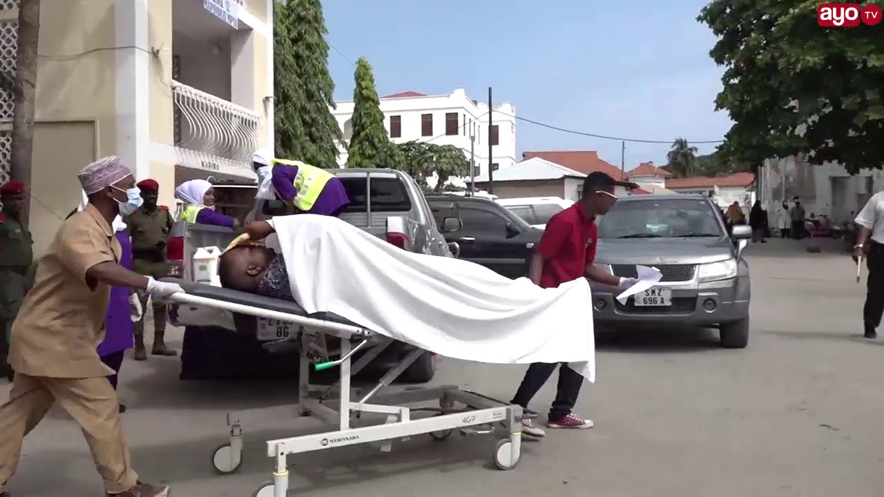 AJALI KWENYE MSAFARA WA MAKAMU WA RAIS ZANZIBAR, MAJERUHI WAFIKISHWA HOSPITALI