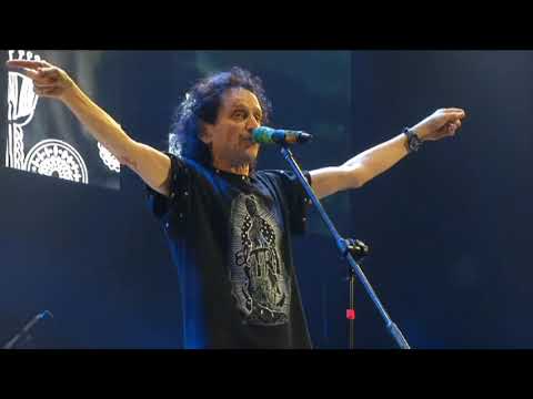 Miniatura del video: Las Piedras Rodantes (En Vivo)