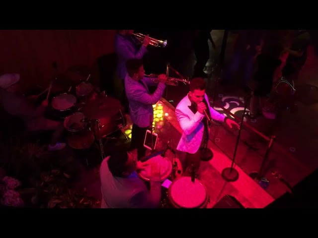 Salsa Mia 
www.salsamia.com
Salsa Events including Salsa Classes, Dancing, Live Bands, Entertainment, Amazing Cuban Fo