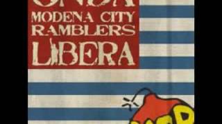 Modena city ramblers - Onda libera - 12 - L'uomo nell'alto castello