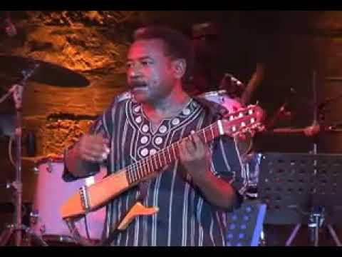 صدى الطمبور   الحان بروفيسور الفاتح حسين مهرجان دار الاوبرا المصرية 2010   